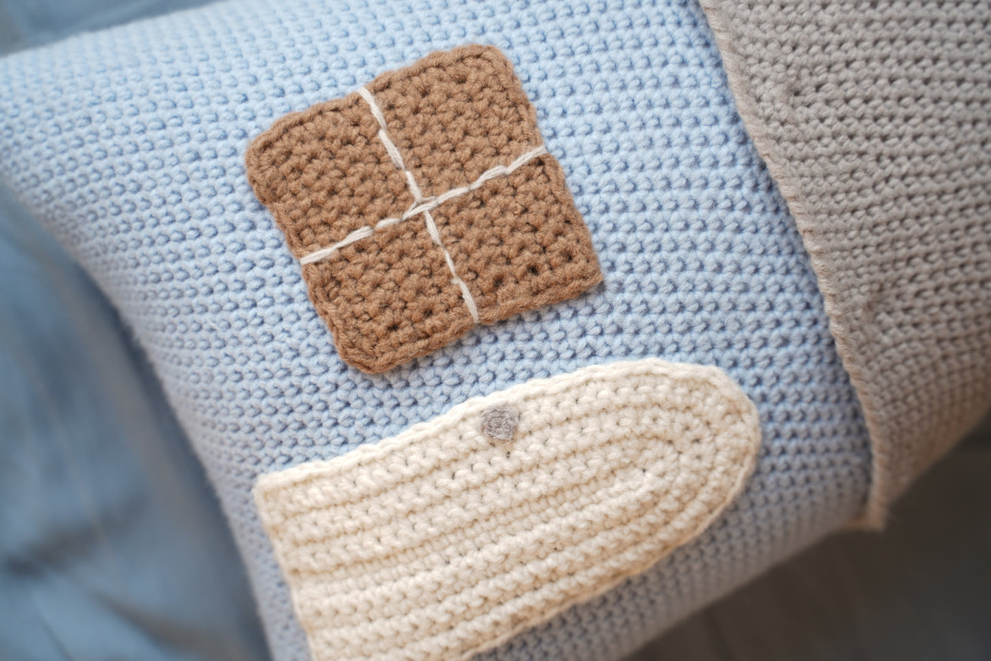 Beige-Topped Blue Cottage Crochet Pillow